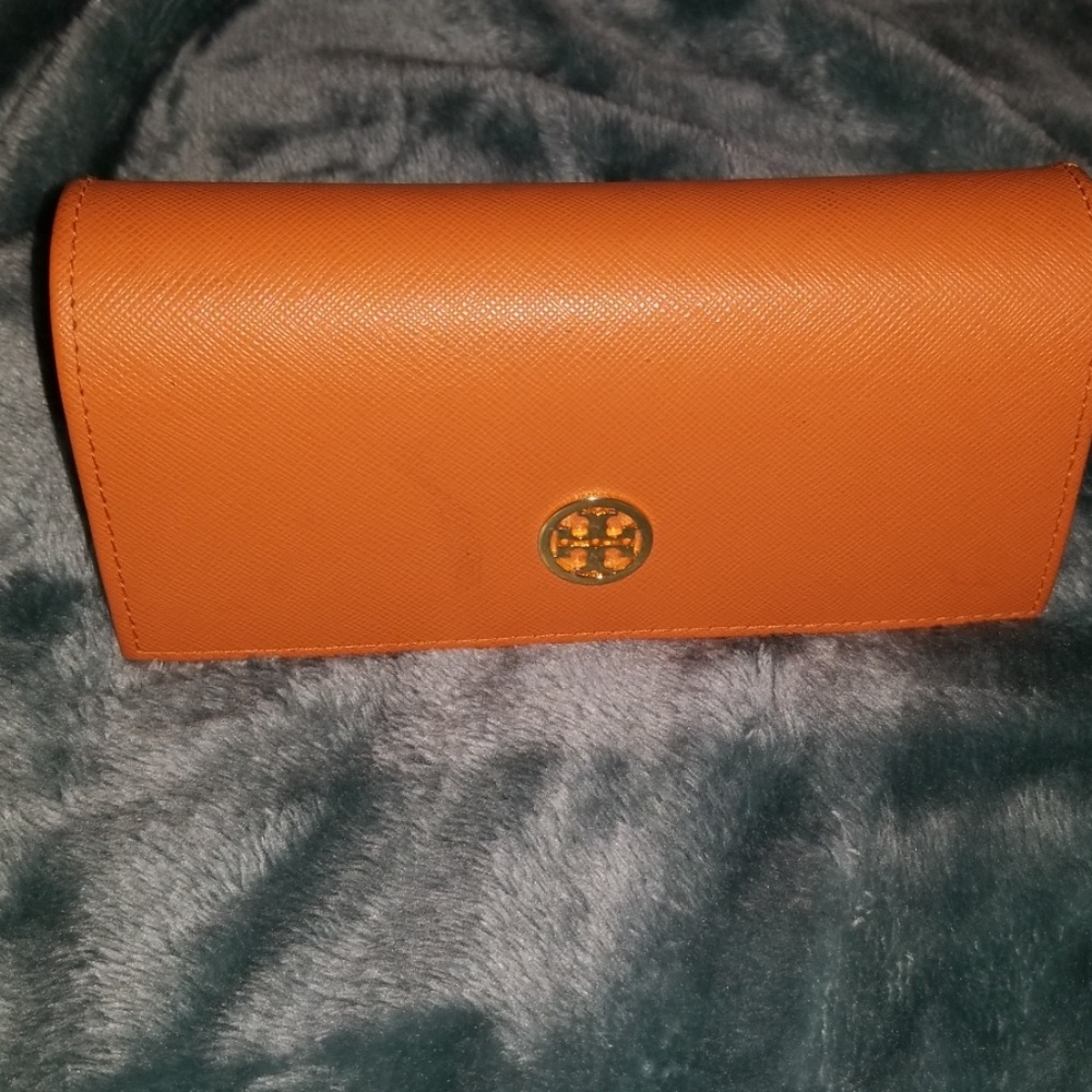 SOLD Tory Burch Case